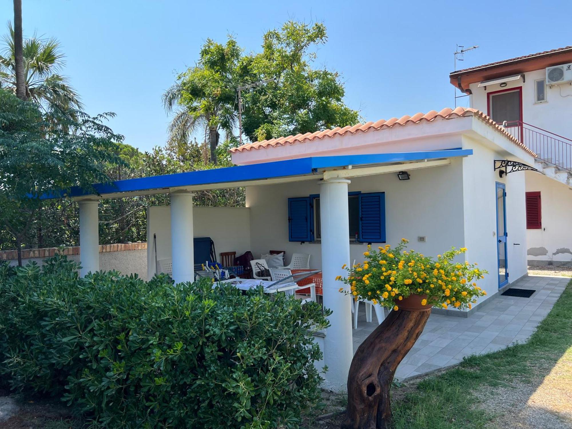 Italian Breeze Villa Соверато Марина Екстериор снимка